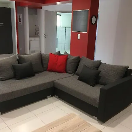 Spacieux Dans Le Vignoble アパート ベネヴィヒル